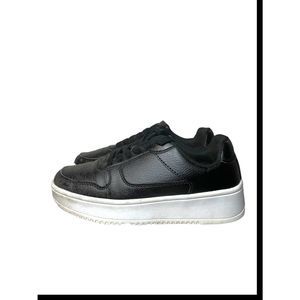 Womens Time and Tru Platform shoe size 6.5